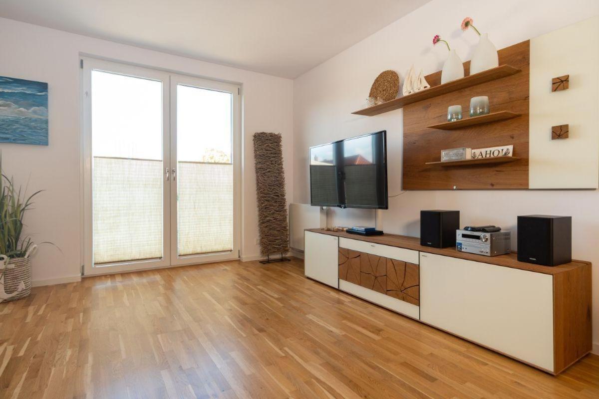 Haus-Wilhelmsplatz-Wohnung-Heimathafen Heiligenhafen Extérieur photo